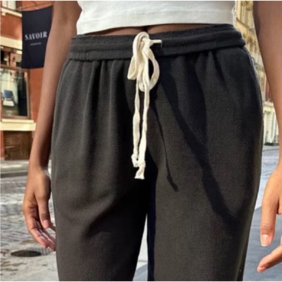 NWT Brandy Melville Anastasia Waffle Sweatpant - Picture 4 of 4